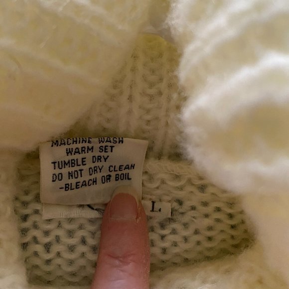 Vintage cowl neck sweater - Picture 6 of 10